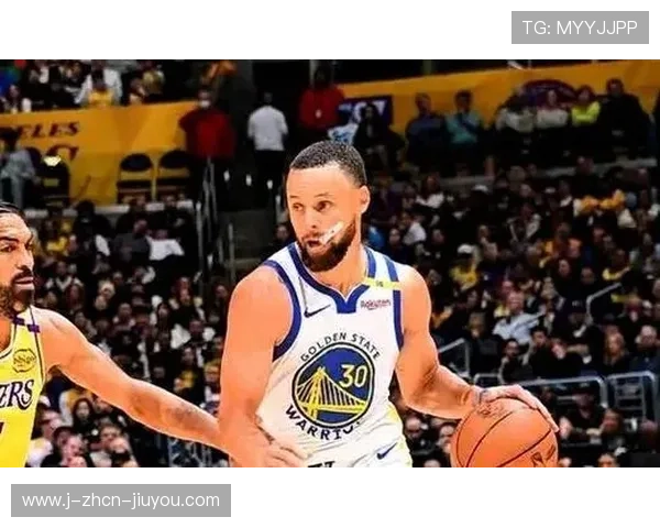 勇士强势击败太阳，库里与穆迪的表现成胜负关键，勇士库里经典比赛